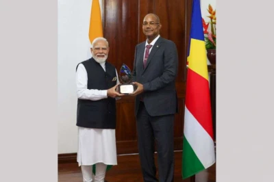 नरेंद्र मोदी का वैश्विक प्रभाव: सेशेल्स के सर्वोच्च सम्मान 'गार्जियन ऑफ द ब्लू होराइजन' से नवाजे गए प्रधानमंत्री