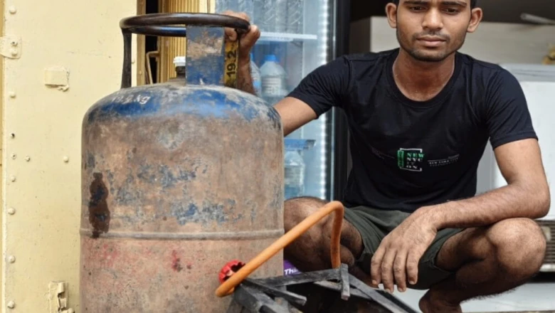 बलिया: कमर्शियल एलपीजी सिलेंडर की आपूर्ति पर लगी रोक हटी, छोटे दुकानदारों और होटल संचालकों ने ली राहत की सांस