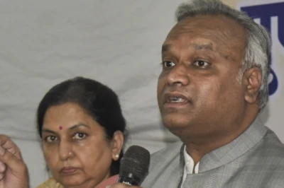 आरएसएस पर विवादित टिप्पणी के मामले में प्रियांक खरगे और मोहम्मद नलपाड को कोर्ट का समन