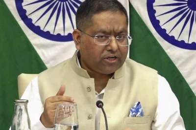 अफगानिस्तान पर पाकिस्तान के हवाई हमले पर भारत सख्त, कहा- अपनी नाकामियां छिपाने के लिए फैला रहा हिंसा
