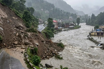 मानसून में यात्रा करने से पहले हो जाएं सावधान, इन जगहों पर जाने का जोखिम है सबसे ज्यादा