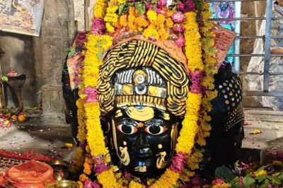 कोटा का चारचोमा पंचमुखी महादेव मंदिर: जहां कुंड के जल से मिट जाते हैं चर्म रोग