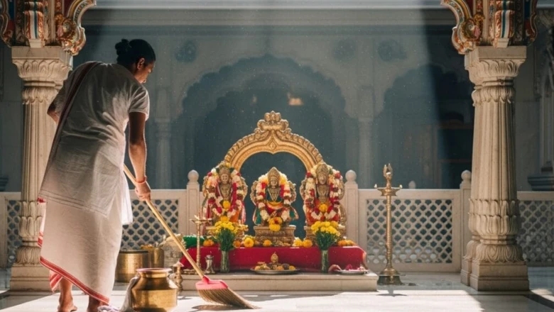 घर का मंदिर किस दिशा में होना चाहिए? जानें पूजा घर की सफाई से जुड़े वास्तु के खास नियम