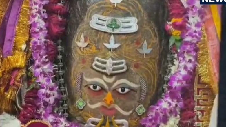 उज्जैन के महाकालेश्वर मंदिर में दिव्य भस्म आरती, बाबा महाकाल के अद्भुत श्रृंगार से गूंज उठा गर्भगृह