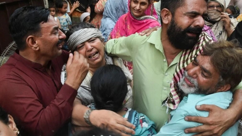 लाहौर में ट्यूशन सेंटर की छत ढही, 14 छात्रों की दर्दनाक मौत, 5 गंभीर रूप से घायल
