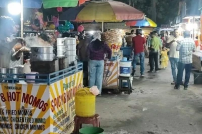बोकारो का 'मिनी मुंबई': सेक्टर-4 सिटी सेंटर में उमड़ती है फूड लवर्स की भारी भीड़, मिलता है महानगरों जैसा लाजवाब स्वाद