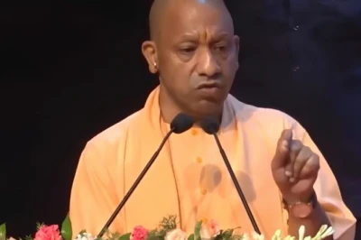 सहारनपुर में मुख्यमंत्री योगी आदित्यनाथ का विपक्ष पर तीखा हमला, बोले- सपा सरकार में दंगों और पलायन का था दौर