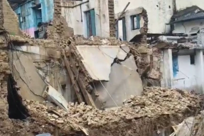 बालाघाट में बड़ा हादसा: निर्माणाधीन मकान के बेसमेंट में गिरी पुरानी दीवार, 3 मजदूर घायल