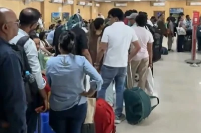 लेह-दिल्ली उड़ान सेवा का बुरा हाल, यात्रियों ने चुकाए 30 हजार रुपये लेकिन दो दिन से फंसे