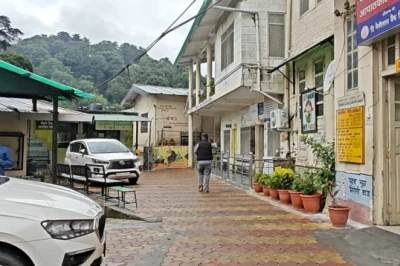 नैनीताल के बीडी पांडे अस्पताल से एक साथ 6 विशेषज्ञ डॉक्टरों का तबादला, स्वास्थ्य सेवाएं चरमराने की आशंका से भड़की जनता