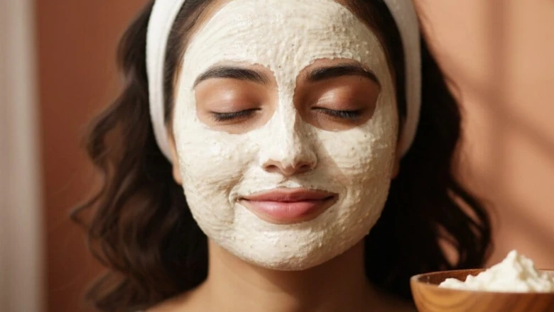बेदाग और चमकदार त्वचा के लिए घर पर बनाएं मखाने का यह बेहतरीन फेस पैक, महंगे फेशियल की होगी छुट्टी