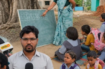बिलासपुर: स्कूल का भवन ढहा तो पेड़ के नीचे पढ़ने को मजबूर हुए बच्चे, अधिकारियों की सुस्ती से भविष्य अधर में