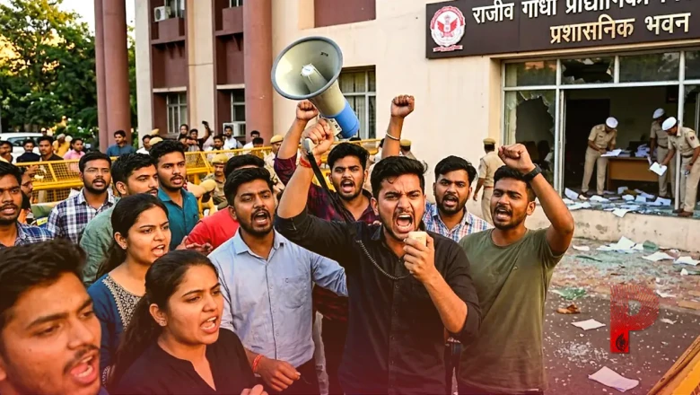 आरजीपीवी में परीक्षा से ठीक पहले खिड़की तोड़कर गायब किए गए प्रश्नपत्रों के 9 बंडल, परीक्षा रद्द होने से भड़के छात्र