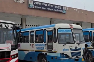 हरियाणा रोडवेज की बस चोरी: चरखी दादरी डिपो से रात में पूरी बस ले उड़े चोर, सीसीटीवी में कैद हुई वारदात