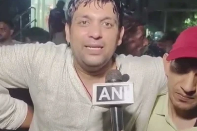 दिल्ली के मंगोलपुरी में पुरानी रंजिश के चलते खूनी खेल: 45 वर्षीय महेश की चाकू मारकर हत्या, भाई गंभीर रूप से घायल