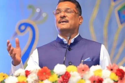 ‘पांडे हों या देशपांडे, महाराष्ट्र में बिजनेस करना है तो मराठी बोलना जरूरी’, ऑटो चालकों पर मंत्री प्रताप सरनाईक का बड़ा बयान