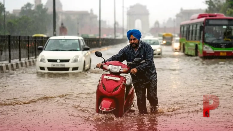 दिल्ली-एनसीआर में भारी बारिश का तांडव, मौसम विभाग ने जारी किया रेड अलर्ट; जानें आपके राज्य का हाल