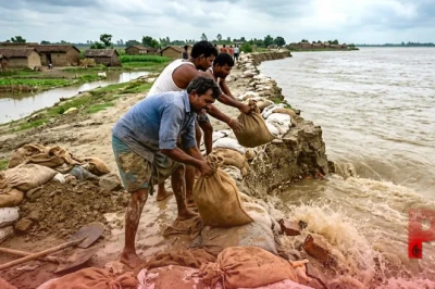 बिहार: गंडक नदी की मार से संकट में गाइड बांध, टूटा तो कई इलाकों में आ जाएगी जल प्रलय