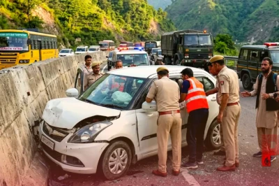 अमरनाथ यात्रा के बीच उधमपुर में बड़ा सड़क हादसा, हाईवे पर अनियंत्रित होकर दीवार से टकराई कार