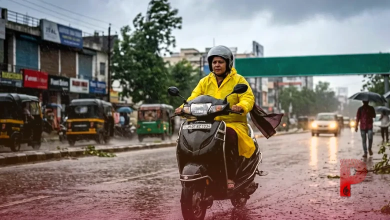 झारखंड में मौसम का मिजाज सख्त: रांची और बोकारो समेत कई जिलों में भारी बारिश का अलर्ट, 65 किमी प्रति घंटे की रफ्तार से चलेंगी हवाएं
