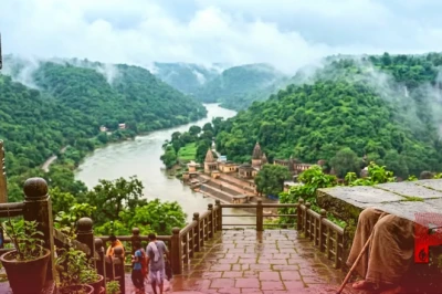 चित्रकूट यात्रा: मानसून में जन्नत बन जाती है प्रभु श्री राम की यह पावन तपोभूमि, जरूर घूमें ये बेहद खूबसूरत जगहें