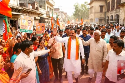 दतिया उपचुनाव: नरोत्तम मिश्रा के समर्थकों को मनाने में जुटी भाजपा, आशुतोष तिवारी के नामांकन में दिखाएंगे ताकत