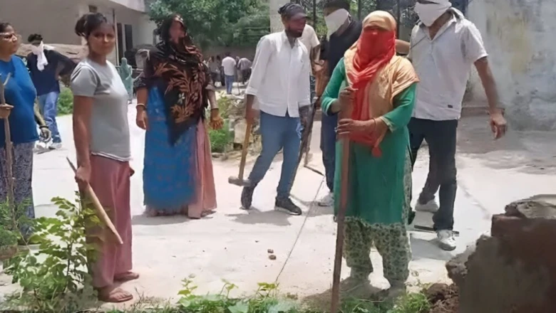 अलवर में खौफनाक गुंडागर्दी: 50 हमलावरों ने JCB और लाठियों से घर को बनाया निशाना, महिलाओं-बच्चों को पीटा