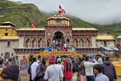 बद्रीनाथ धाम चढ़ावा चोरी कांड: फरार आरोपी प्रमोद नौटियाल को पुलिस ने किया गिरफ्तार, BKTC से पहले ही हो चुका है सस्पेंड