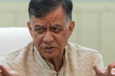 राम मंदिर चढ़ावा चोरी मामले पर घिरे सतीश महाना, विवादित बयान पर दी अपनी सफाई