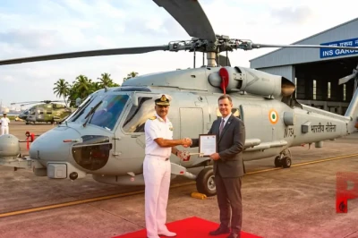 भारतीय नौसेना की बढ़ी ताकत, अमेरिका ने सौंपा एक और घातक MH-60R सीहॉक हेलीकॉप्टर