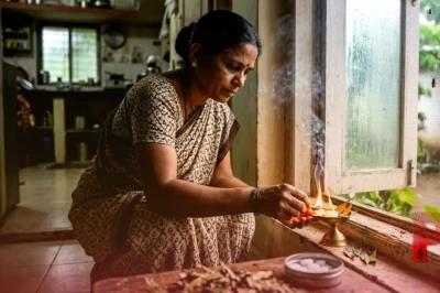 बरसात के मौसम में घर में घुस रहे हैं कीड़े-मकोड़े? अपनाएं ये असरदार देसी नुस्खे, मिनटों में हो जाएंगे गायब
