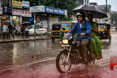 MP Weather Update: मध्य प्रदेश के कई जिलों में भारी बारिश का अलर्ट, गरज-चमक के साथ चलेंगी तेज हवाएं