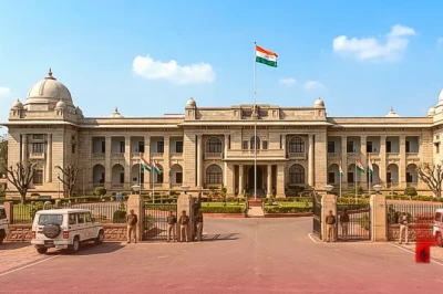 हंसुआ और चांद-सितारा लेकर आए थे प्रदर्शनकारी, बाल-बाल बचे भाजपा विधायक विनय बिहारी, विधानसभा में सुनाई आपबीती