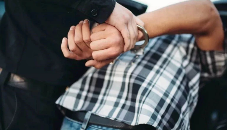 मुजफ्फरपुर में 13 साल की बच्ची के साथ हैवानियत, गांव के ही 5 युवकों ने किया सामूहिक दुष्कर्म