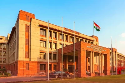 अमेरिका के 50% टैरिफ प्लान पर कनाडाई प्रधानमंत्री मार्क कार्नी की दो टूक, कहा- हम भी जवाब देने को तैयार