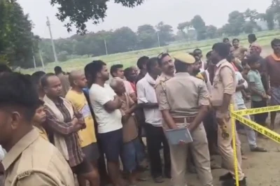 बलिया में खौफनाक वारदात, ट्यूबवेल पर सो रहे पूर्व प्रधान की ईंट-पत्थरों से कुचलकर हत्या