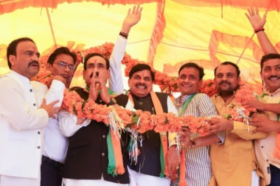 दतिया में गरजे सीएम मोहन यादव, बोले- अपने कुकर्मों की वजह से कांग्रेस का हो रहा है सर्वनाश