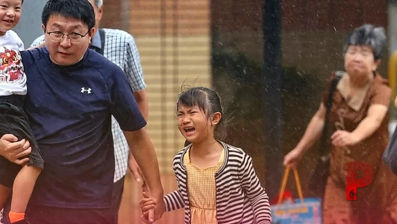 चीन में कहर बनकर टूटा टाइफून नोल, 162 किलोमीटर प्रति घंटे की रफ्तार से मची तबाही, 8 लाख लोगों ने छोड़ा घर