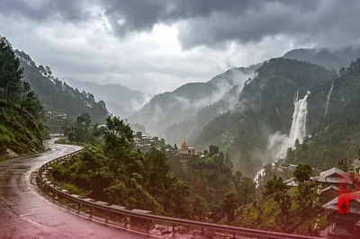 उत्तराखंड मौसम: 26 जुलाई को पहाड़ों में बदलेगा मिजाज, IMD का देहरादून-नैनीताल समेत कई जिलों में भारी बारिश का अलर्ट