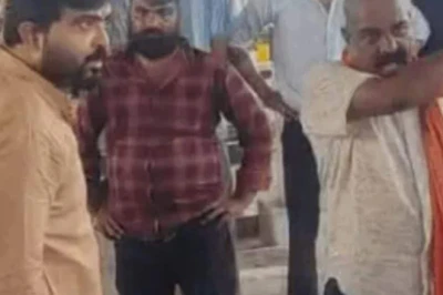 उत्तर प्रदेश के टोल प्लाजा पर हंगामा, केंद्रीय मंत्री का नाम लेने के बाद भी भाजपा नेताओं की नहीं हुई सुनवाई