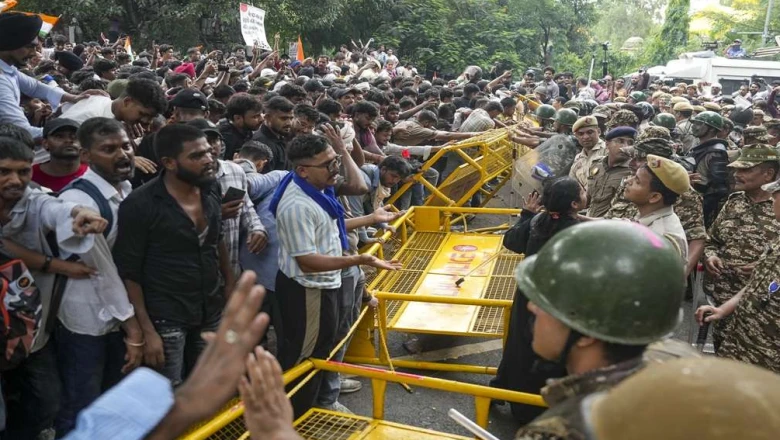 जंतर-मंतर पर हुए विरोध प्रदर्शन के दौरान दर्ज हुए केस: क्या है कानूनी प्रक्रिया और FIR कैसे होगी वापस?