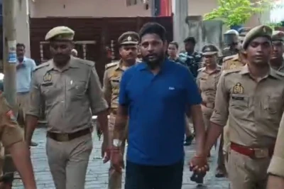 कानपुर: जिस इलाके में चलता था अपराधी का खौफ, वहीं पुलिस ने कराई परेड; बदमाश बोला- अब नहीं करूंगा अपराध