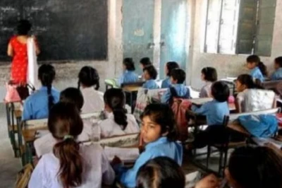 मेरठ में स्कूल प्रबंधन की गंभीर चूक: छुट्टी के बाद कक्षा में बंद रही छात्रा, प्रिंसिपल समेत दो शिक्षक निलंबित