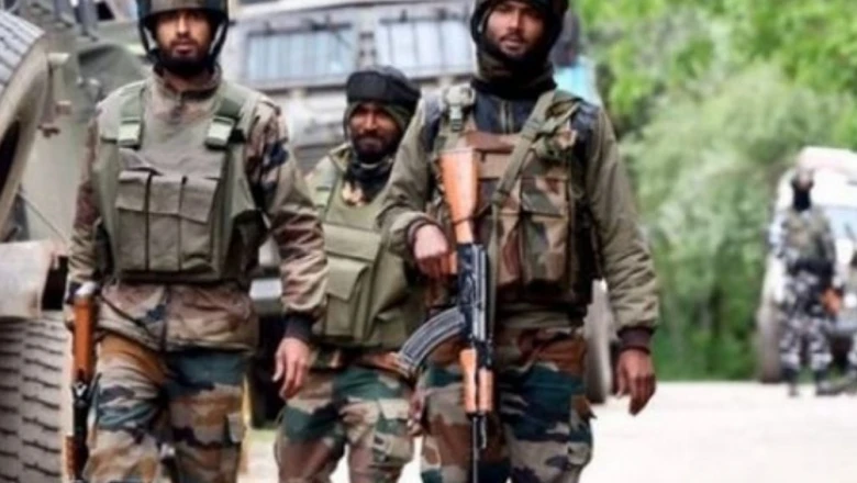 जम्मू-कश्मीर: उरी में LoC के पास बारूदी सुरंग फटने से सेना के 2 जवान जख्मी, अन्य सड़क हादसों में 11 सुरक्षाकर्मी घायल