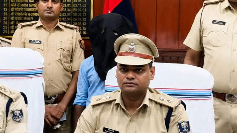 शिवहर: ऑर्केस्ट्रा की आड़ में नाबालिग लड़कियों का शोषण, पुलिस की छापेमारी में 2 गिरफ्तार