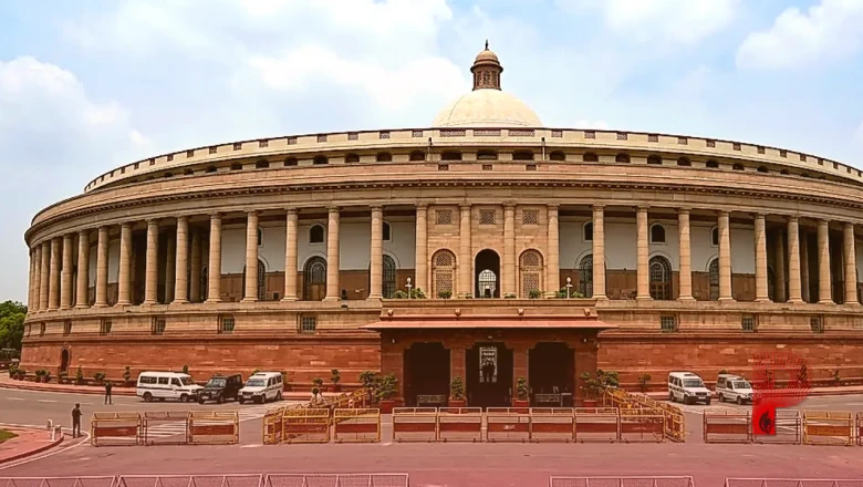 संसद का मानसून सत्र: नौवें दिन भी हंगामे के आसार, छात्रों के मुद्दे पर विपक्ष का जोरदार प्रदर्शन