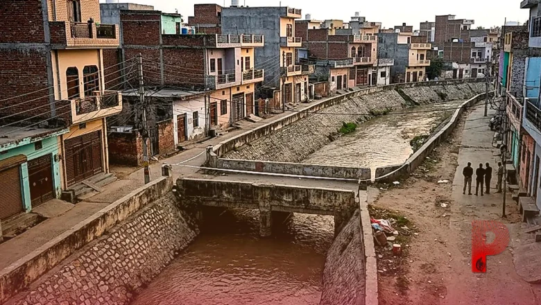 बरेली में तीन दिन की मशक्कत के बाद मिला नाले में बहे दिव्यांग बच्चे का शव, इलाके में पसरा मातम