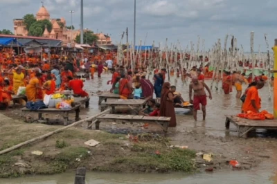देशभर में बहती है पावन गंगा, फिर देवघर के लिए सुल्तानगंज से ही क्यों भरा जाता है गंगाजल? जानें बाबा बैद्यनाथ धाम से इसका अनोखा रिश्ता