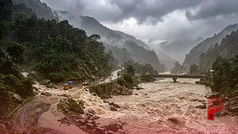 उत्तराखंड में मौसम का रौद्र रूप: देहरादून सहित 7 जिलों में भारी बारिश और अचानक बाढ़ का खतरा