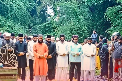 धार भोजशाला विवाद: सुप्रीम कोर्ट के निर्देश पर खसरा नंबर 596 पर अदा हुई जुमे की नमाज, भारी पुलिस बल रहा तैनात